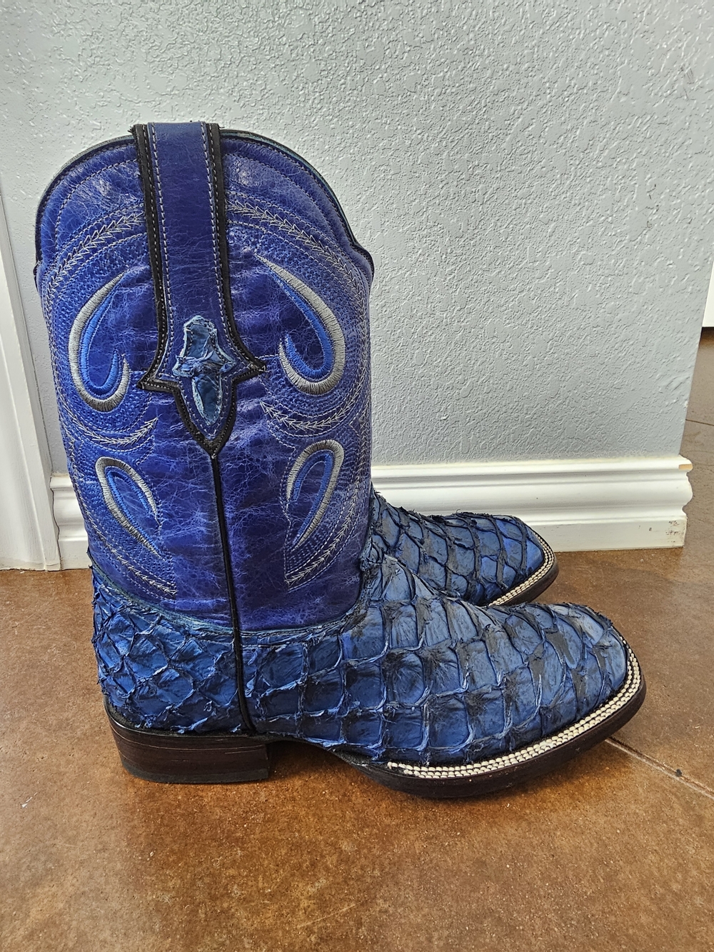 New Authentic Exotic Blue Fish Pirarucu Skin Boots